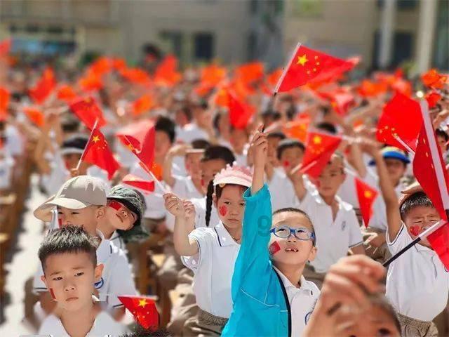 发现冷知识的乐园——一个 口 字 加一个 架 字 是什么字? 有这个字麼?,惊喜不断!